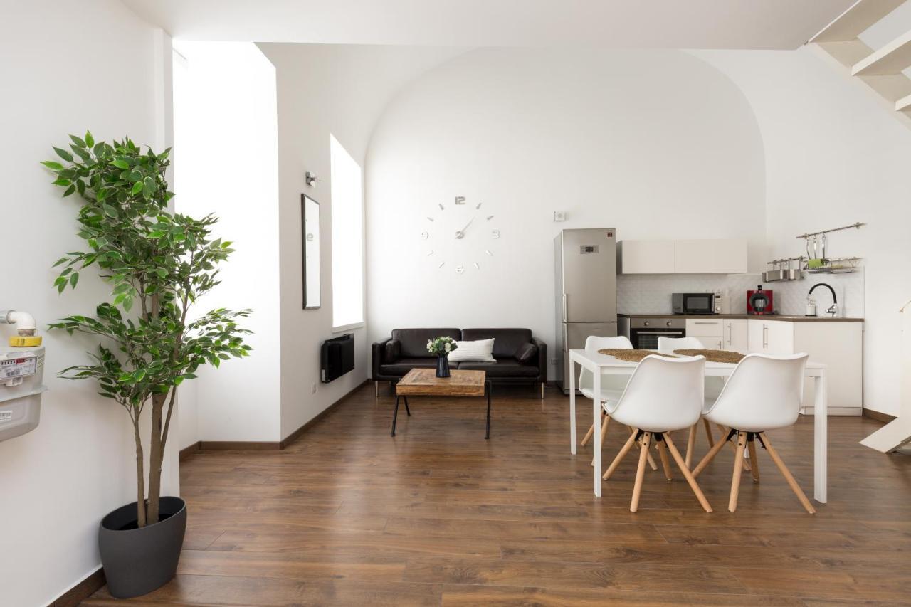 B17 Bajcsy Apartment Budapest Exteriör bild