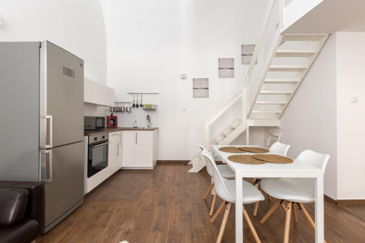 B17 Bajcsy Apartment Budapest Exteriör bild