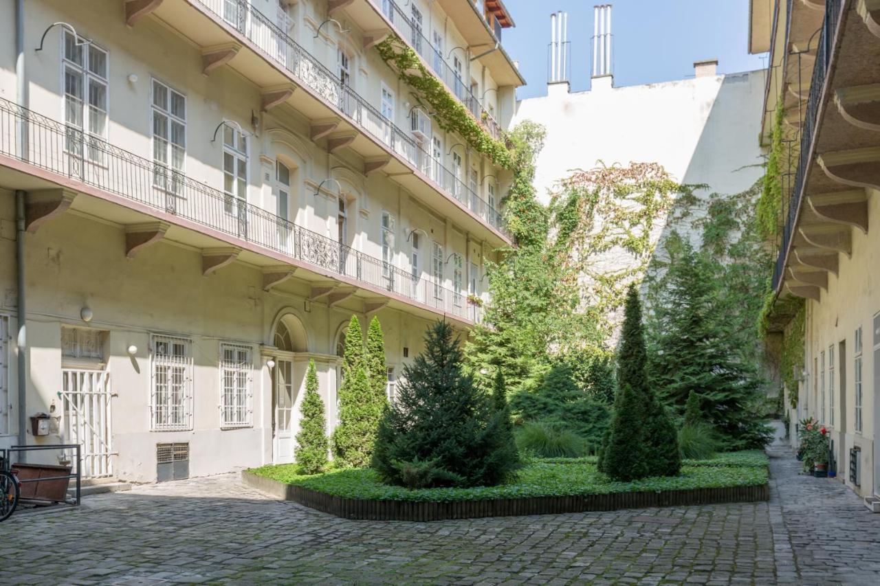 B17 Bajcsy Apartment Budapest Exteriör bild