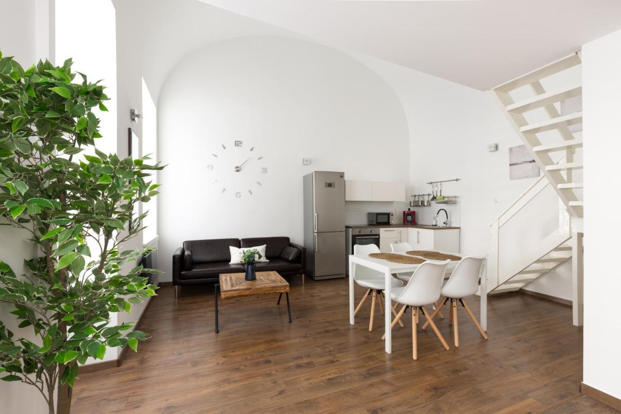 B17 Bajcsy Apartment Budapest Exteriör bild